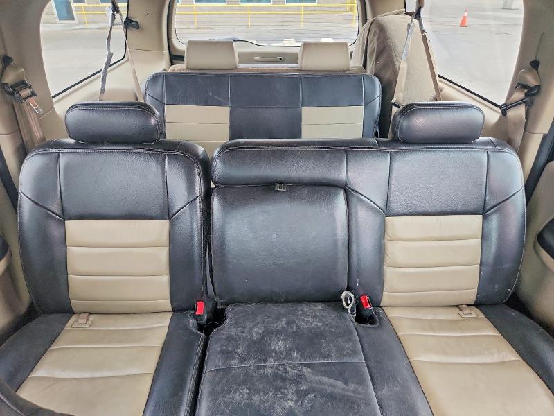 Photo 10 from auction – 2005 FORD EXCURSION with VIN 1FMSU45P85EA44828