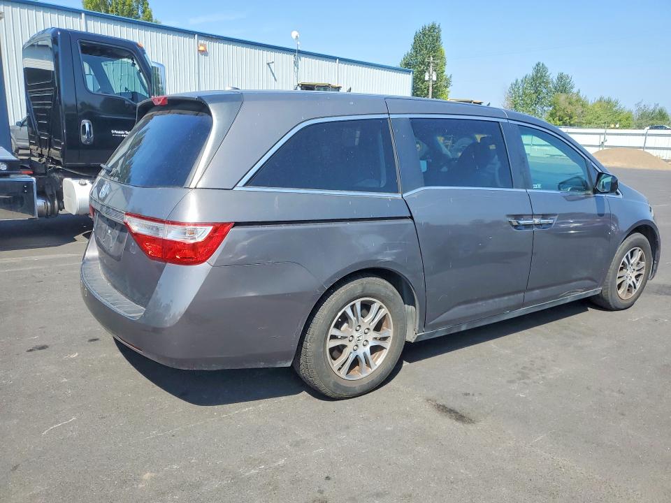 Photo 3 from auction – 2012 HONDA ODYSSEY with VIN 5FNRL5H61CB128841