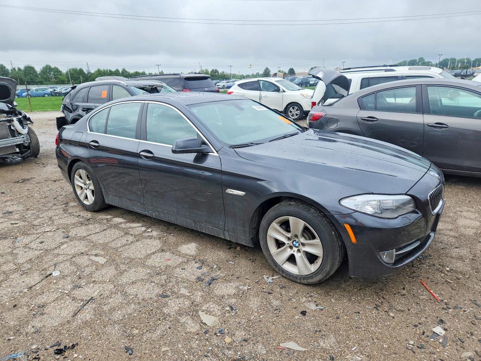 Photo 4 from auction – 2013 BMW 528 with VIN WBAXH5C50DD110294
