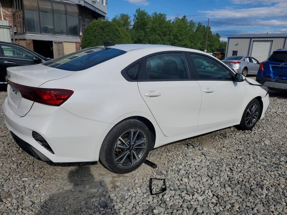 Photo 3 from auction – 2023 KIA FORTE with VIN 3KPF24AD0PE650316