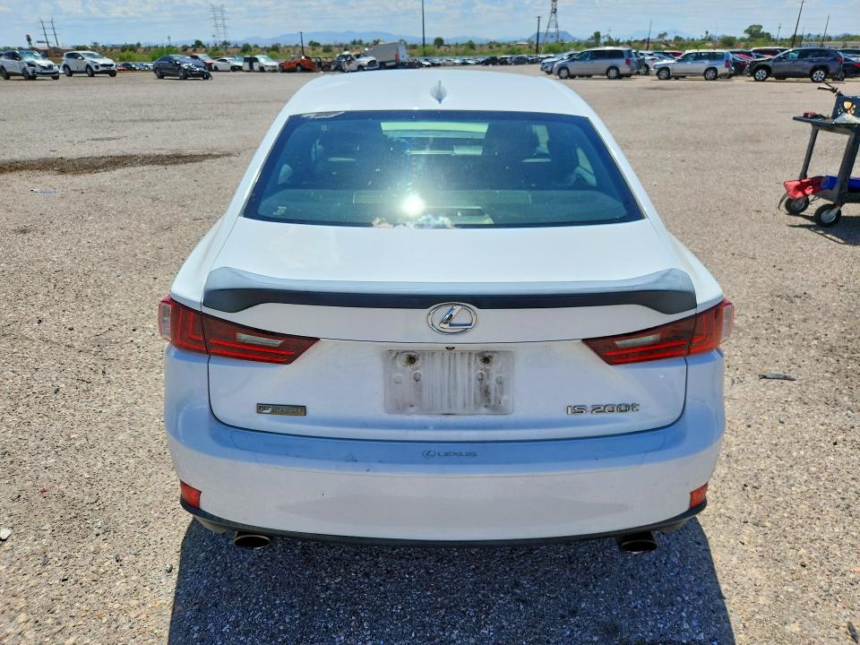 صورة رقم 6 من المزاد - 2016 LEXUS IS مع VIN JTHBA1D2XG5038340