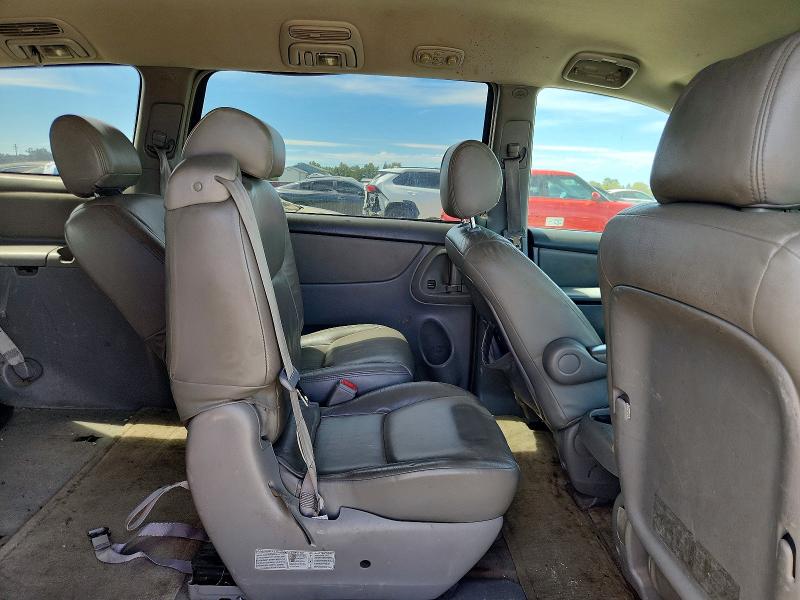 Photo 11 from auction – 2004 TOYOTA SIENNA with VIN 5TDZA23C64S124878
