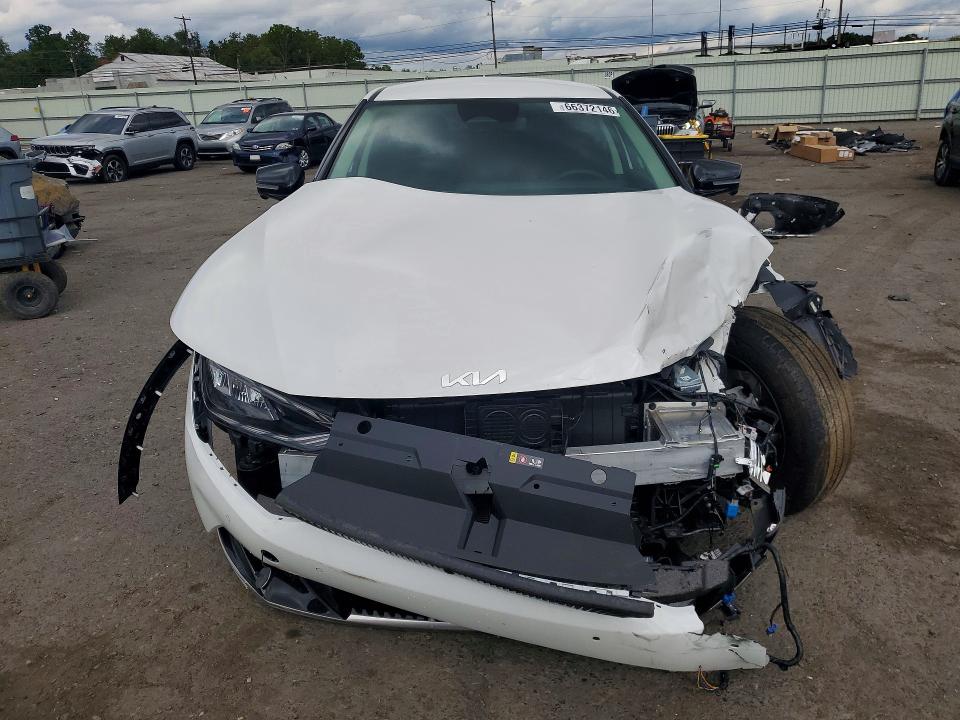 Photo 5 from auction – 2024 KIA EV6 with VIN KNDC3DLC8R5619723