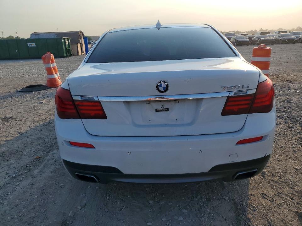 Photo 6 from auction – 2015 BMW 750 with VIN WBAYE8C55FD780876