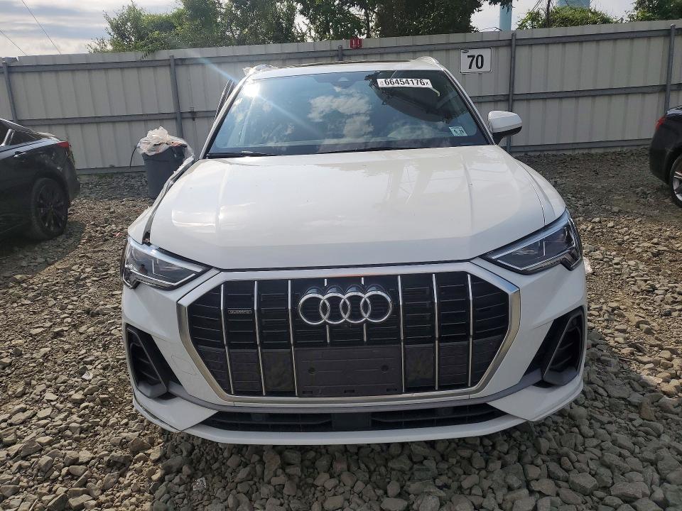 Photo 5 from auction – 2023 AUDI Q3 with VIN WA1EECF34P1134020