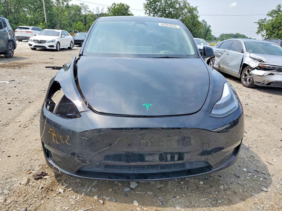 Photo 5 from auction – 2025 TESLA MODEL Y with VIN 7SAYGDEE2SF291800