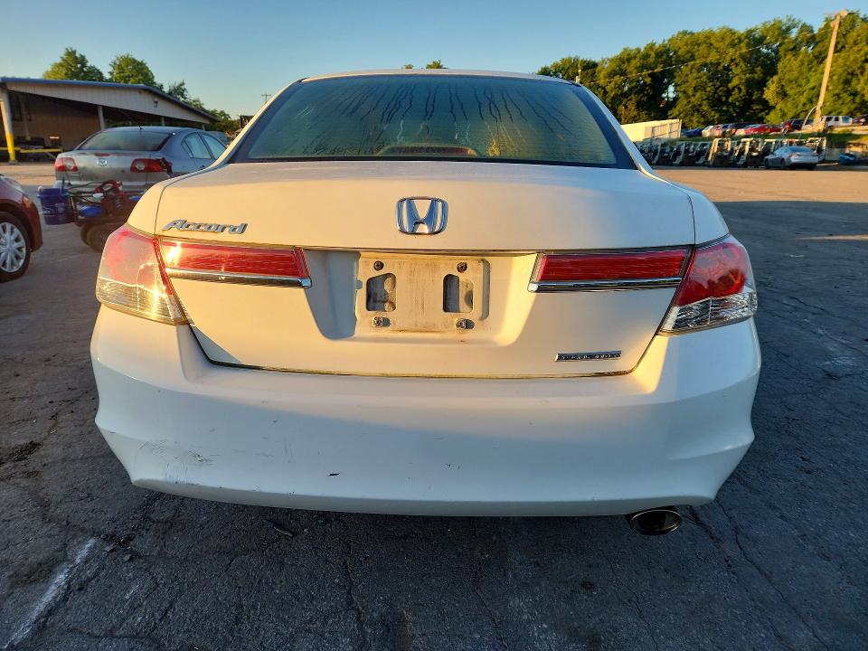 Photo 6 from auction – 2012 HONDA ACCORD with VIN 1HGCP2F61CA116033