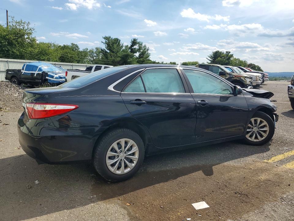 Photo 3 from auction – 2017 TOYOTA CAMRY with VIN 4T1BF1FK5HU385108