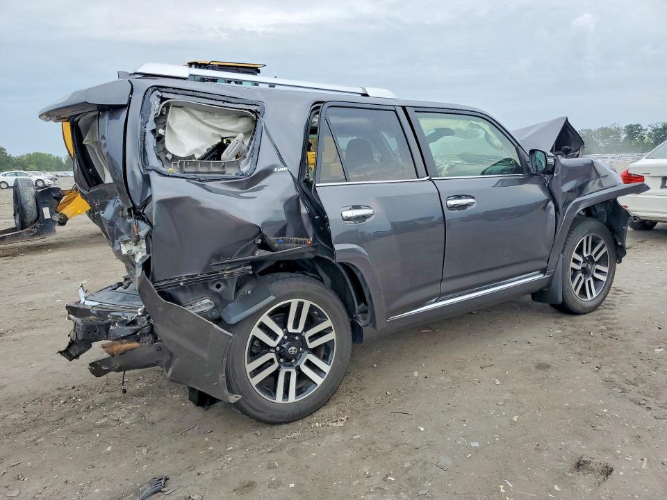 Photo 3 from auction – 2020 TOYOTA 4RUNNER with VIN JTEBU5JR2L5803287