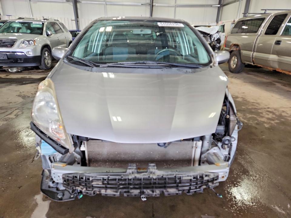 Photo 5 from auction – 2010 HONDA FIT with VIN JHMGE8H42AC003972