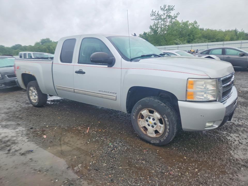 Photo 4 from auction – 2011 CHEVROLET SILVERADO with VIN 1GCRKSE31BZ205888