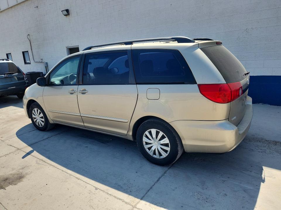 Photo 2 from auction – 2006 TOYOTA SIENNA with VIN 5TDZA23C96S407830