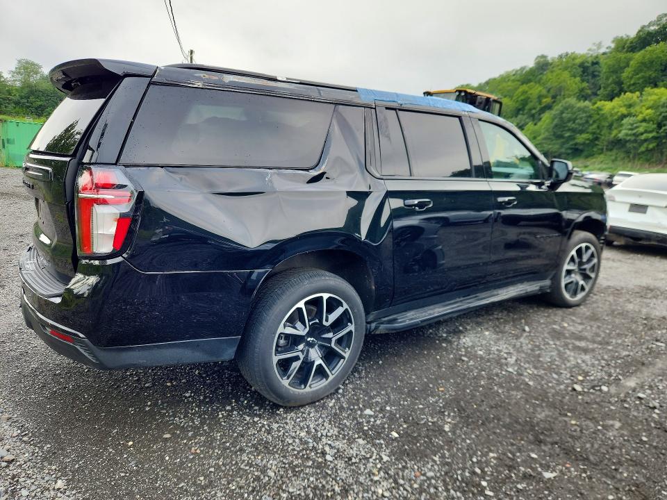 Photo 3 from auction – 2023 CHEVROLET SUBURBAN with VIN 1GNSKEKD0PR533494