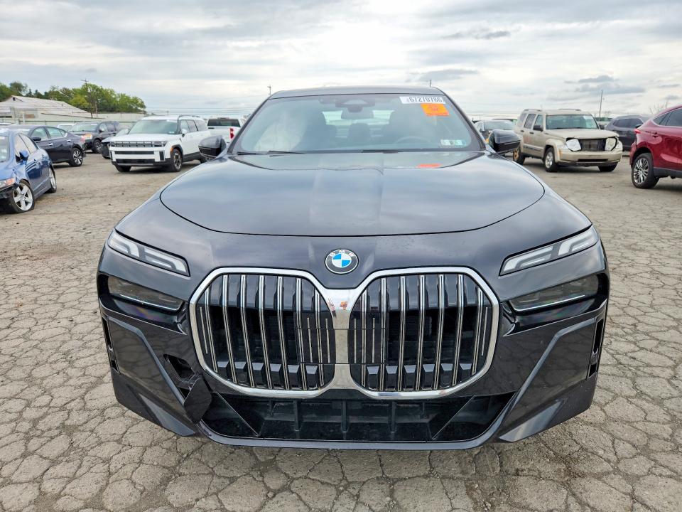 Photo 5 from auction – 2024 BMW 740 with VIN WBA33EH02RCR37026