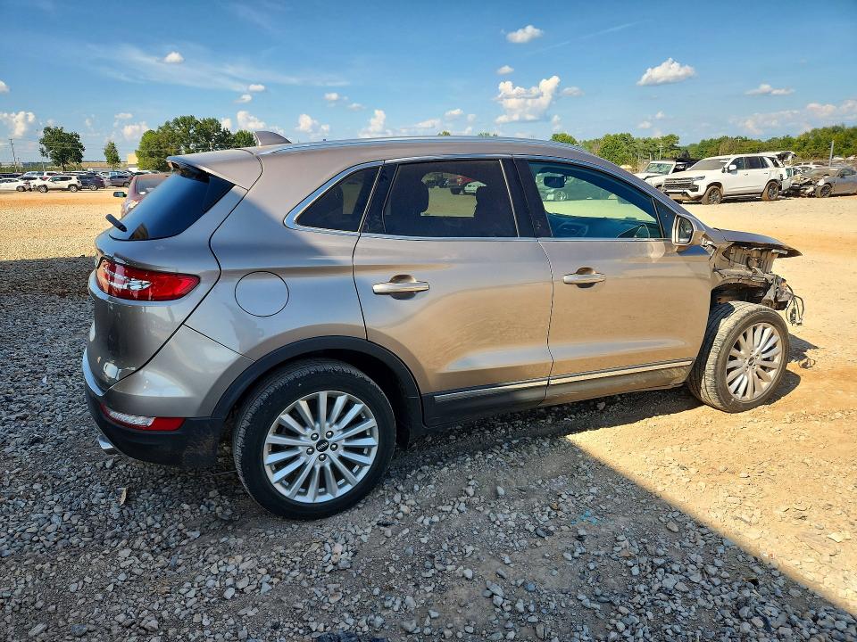 Снимка 3 от търг – 2019 LINCOLN MKC с VIN 5LMCJ1C99KUL43629