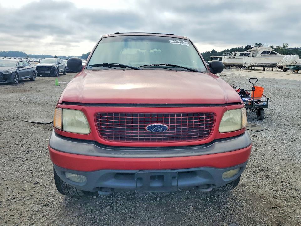 Photo 5 from auction – 2002 FORD EXPEDITION with VIN 1FMEU16W32LA63778