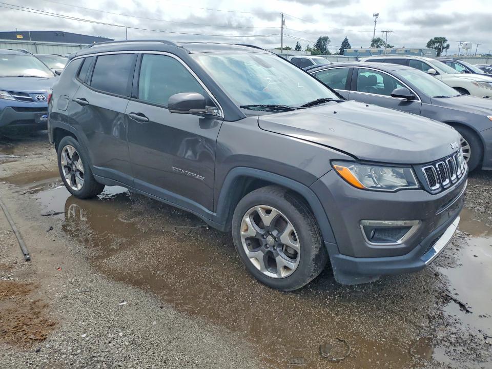 Photo 4 from auction – 2019 JEEP COMPASS with VIN 3C4NJCCB3KT777750