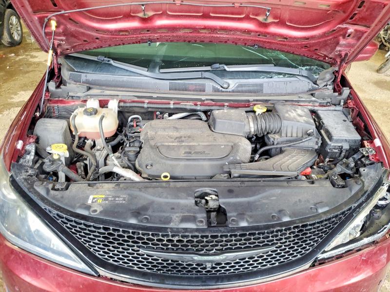 Photo 12 from auction – 2019 CHRYSLER PACIFICA with VIN 2C4RC1FG7KR643902