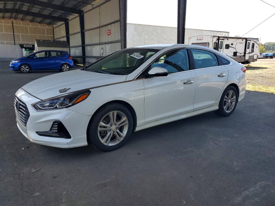 Photo 1 from auction – 2018 HYUNDAI SONATA with VIN 5NPE34AF2JH606413