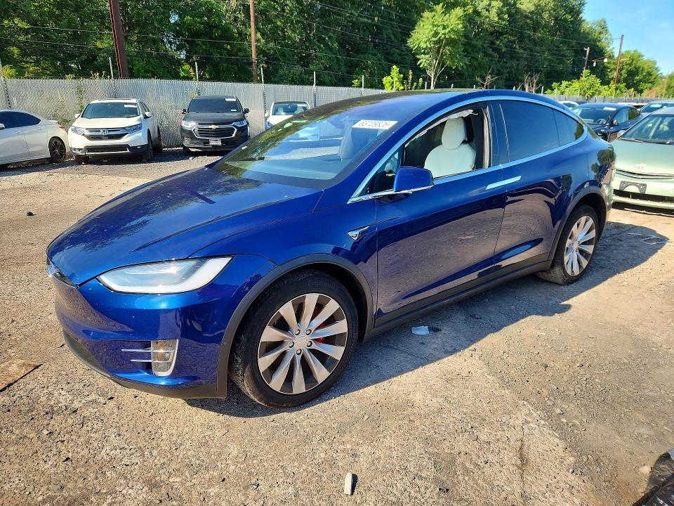 TESLA MODEL X 2019 с VIN 5YJXCDE41KF192803 - Снимка от търг