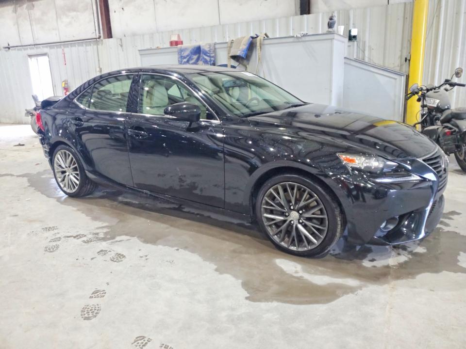 Photo 4 from auction – 2016 LEXUS IS with VIN JTHCM1D26G5008232
