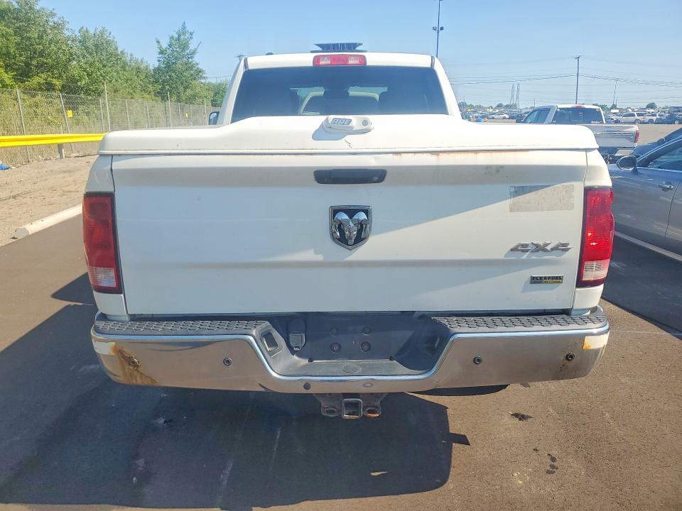 Photo 6 from auction – 2015 RAM 1500 with VIN 1C6RR7FG8FS703909