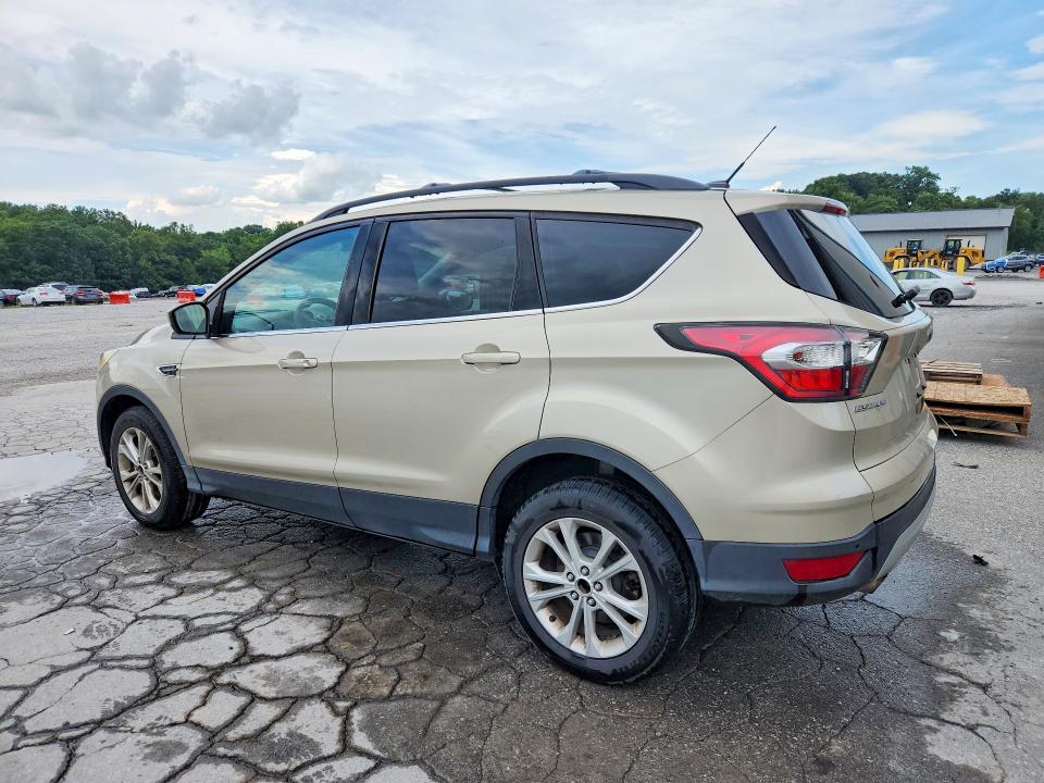 Photo 2 from auction – 2017 FORD ESCAPE with VIN 1FMCU9GD1HUA90967