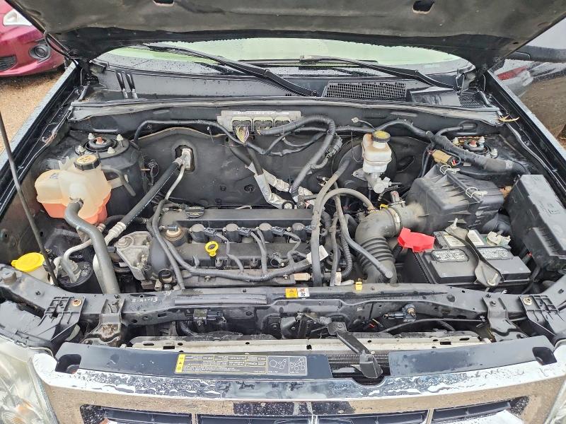 Photo 11 from auction – 2011 FORD ESCAPE with VIN 1FMCU0D70BKC31766