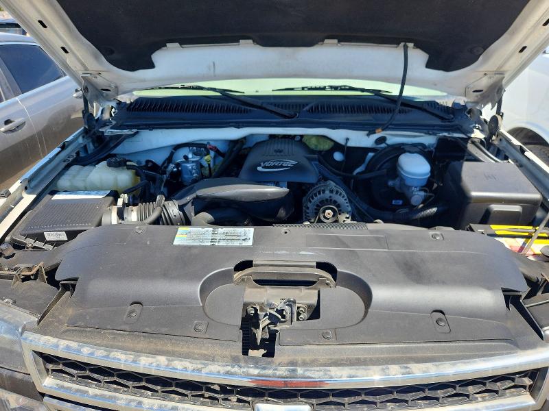 Photo 11 from auction – 2006 CHEVROLET SILVERADO with VIN 1GCEC14V16Z295008