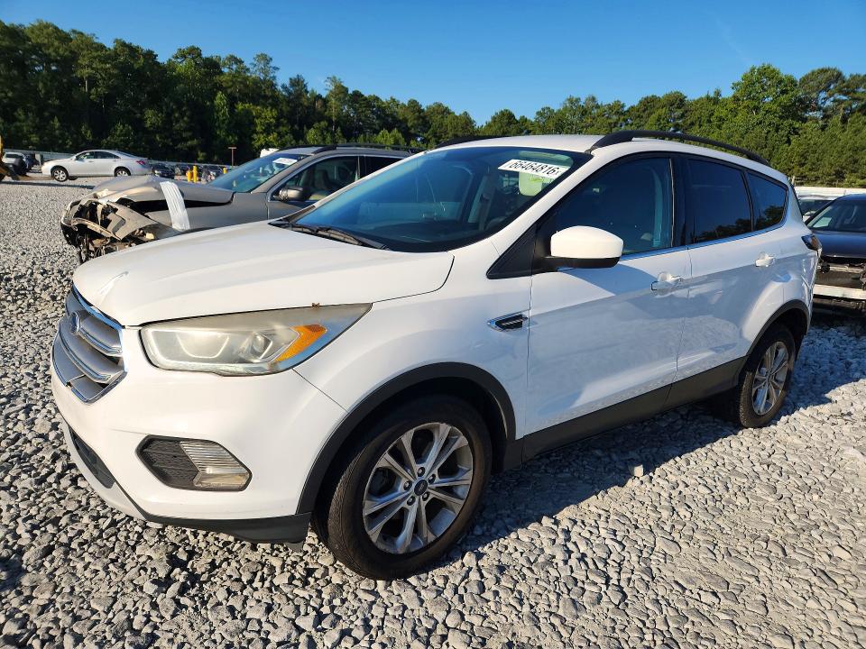 FORD ESCAPE 2017 with VIN 1FMCU0GDXHUC59105 - Photo from auction
