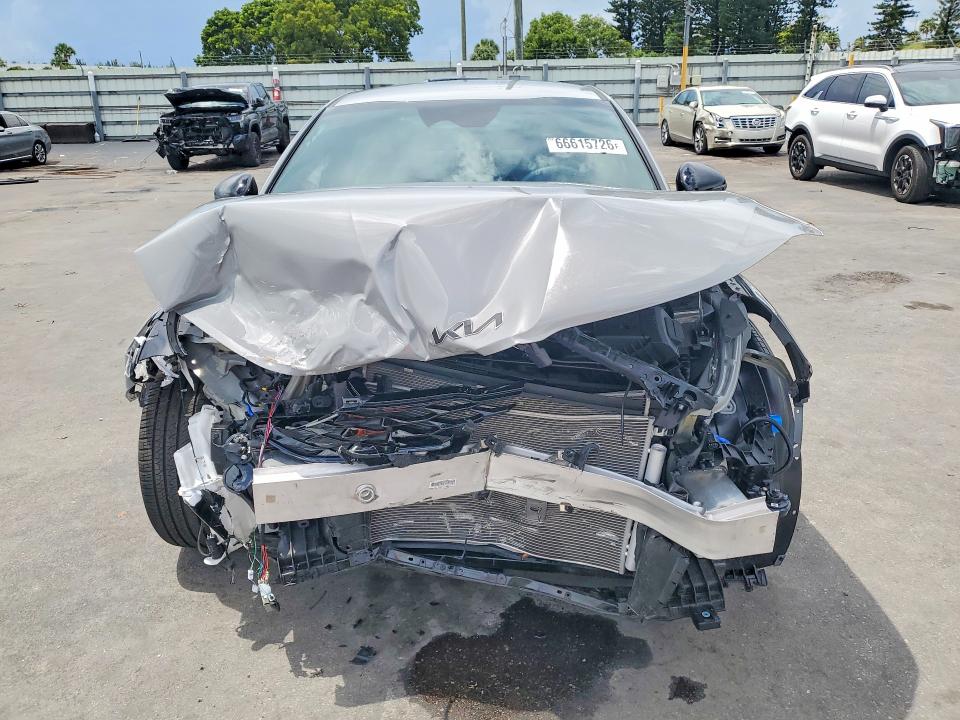 Photo 5 from auction – 2026 KIA K5 with VIN KNAG64J76T5463605
