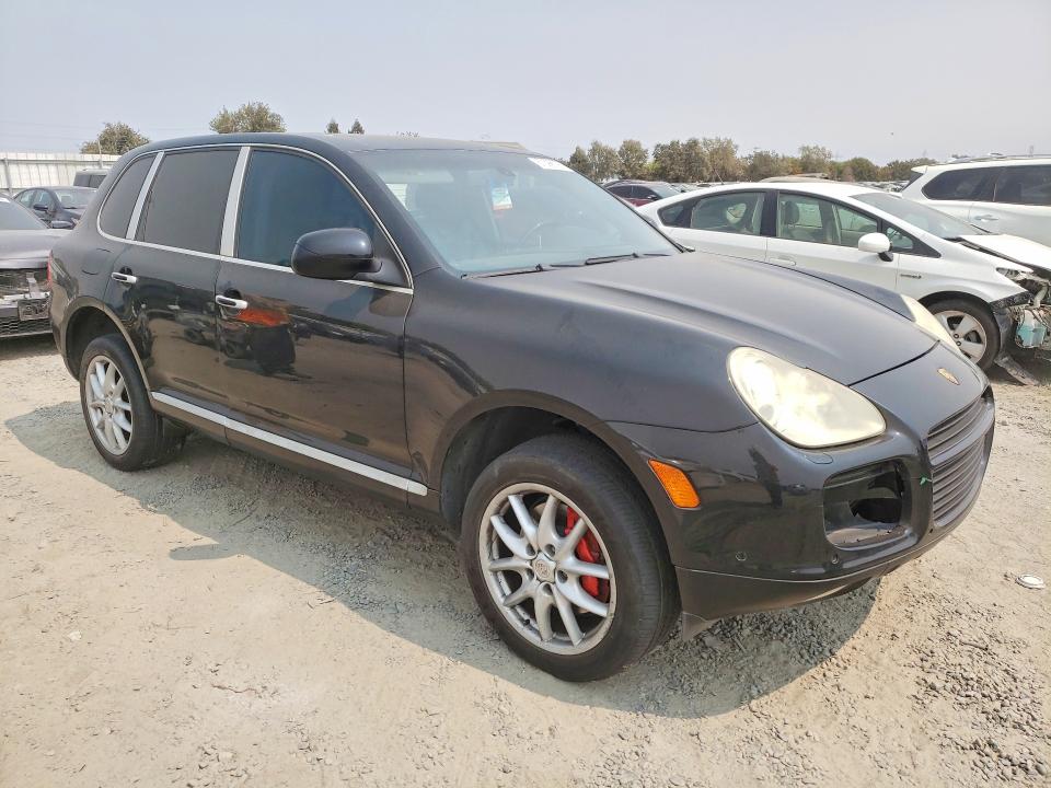 Photo 4 from auction – 2004 PORSCHE CAYENNE with VIN WP1AC29P14LA90138
