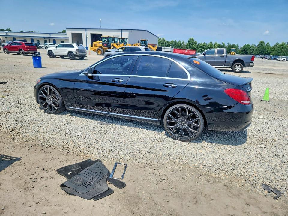Photo 2 from auction – 2016 MERCEDES-BENZ C with VIN WDDWF4JB7GR172733