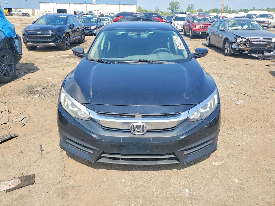 Photo 5 from auction – 2016 HONDA CIVIC with VIN 19XFC2F51GE030836