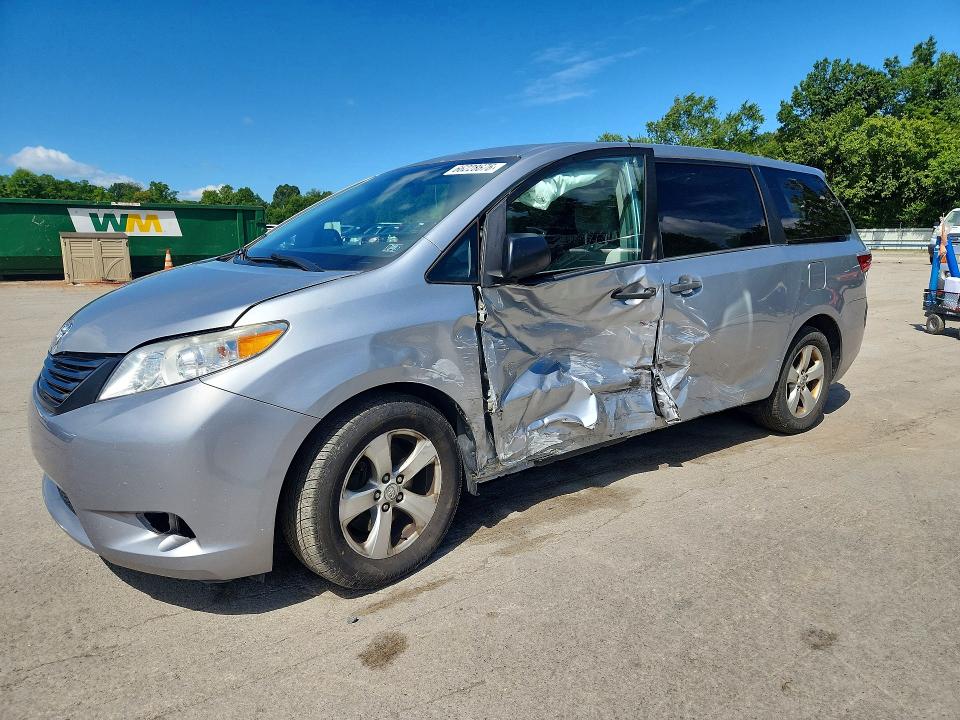 TOYOTA SIENNA 2017 with VIN 5TDZZ3DC7HS838750 - Photo from auction