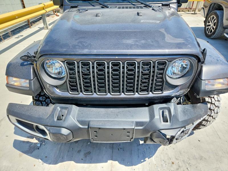Photo 11 from auction – 2025 JEEP GLADIATOR with VIN 1C6PJTAG6SL522858