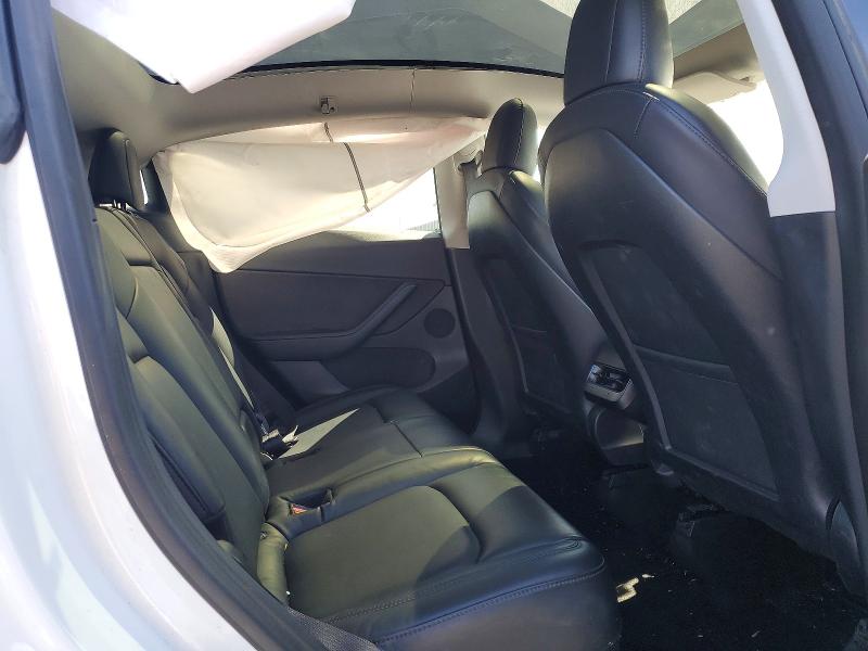 Photo 10 from auction – 2020 TESLA MODEL Y with VIN 5YJYGDEE2LF057574
