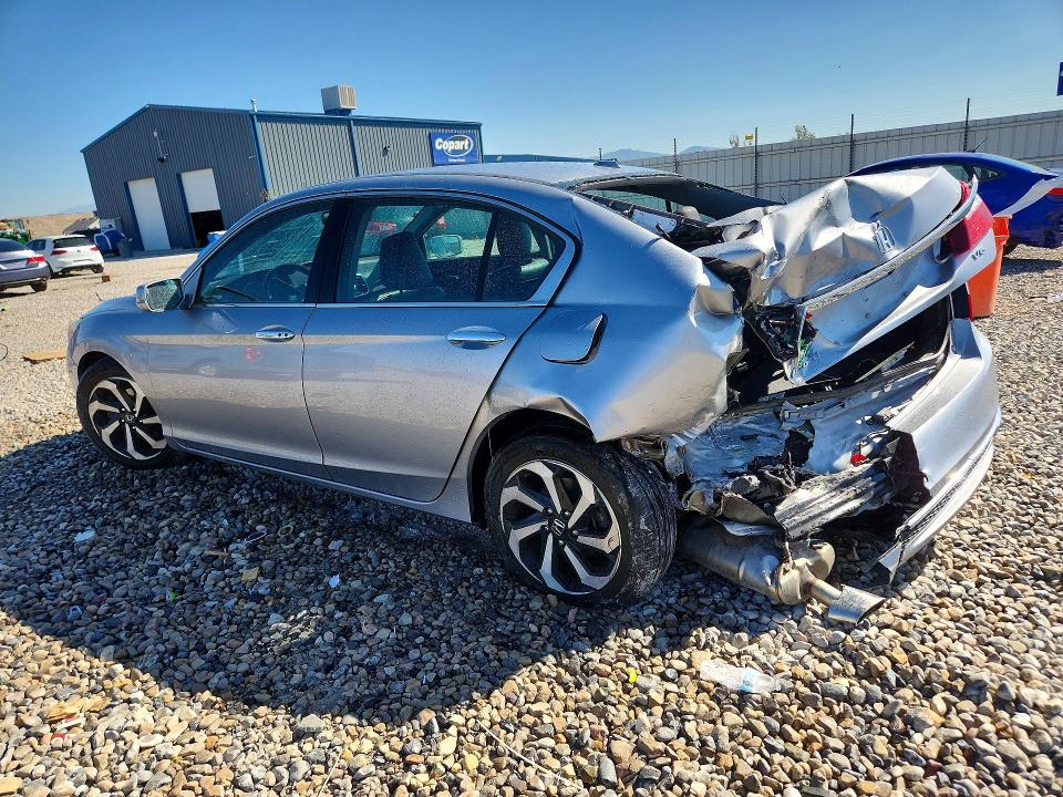 Photo 2 from auction – 2016 HONDA ACCORD with VIN 1HGCR3F89GA033229
