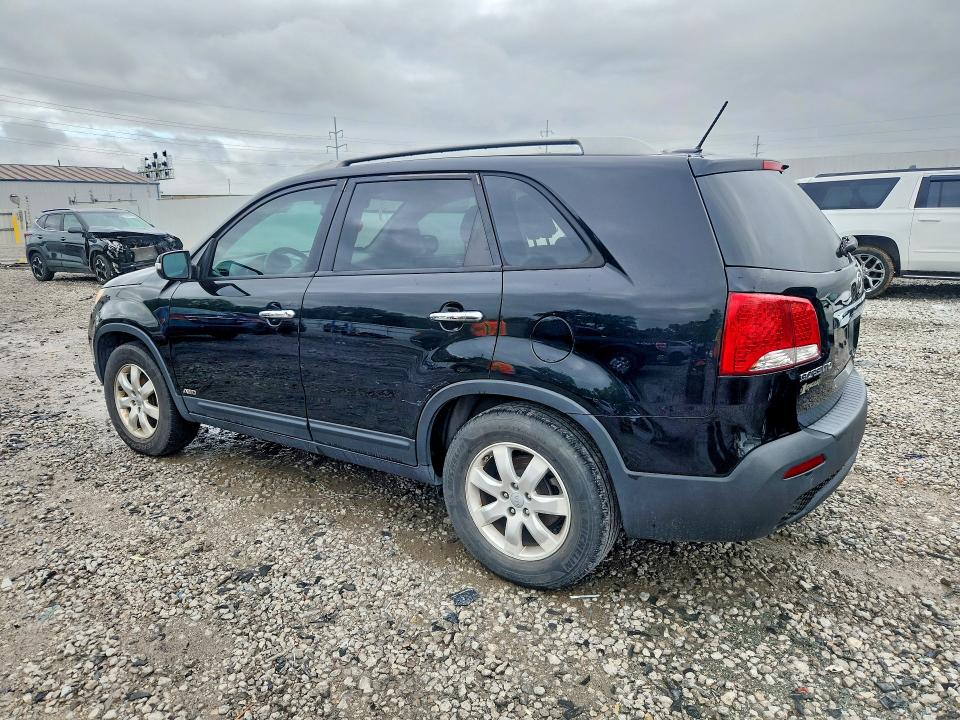 Photo 2 from auction – 2012 KIA SORENTO with VIN 5XYKTDA26CG212570