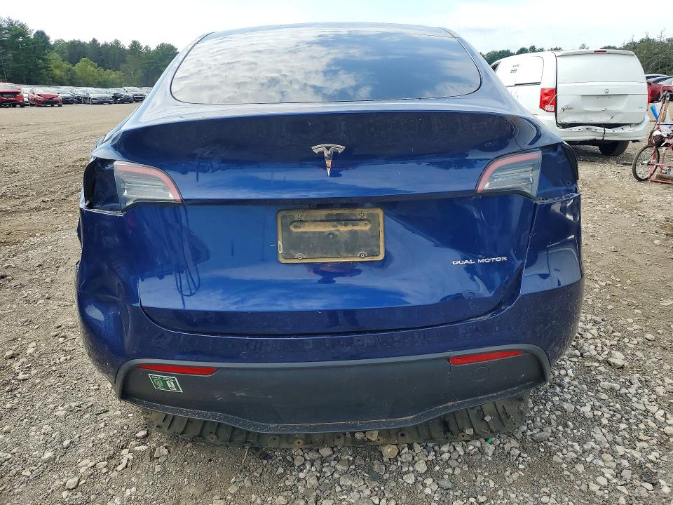 Photo 6 from auction – 2022 TESLA MODEL Y with VIN 7SAYGDEE4NF458310