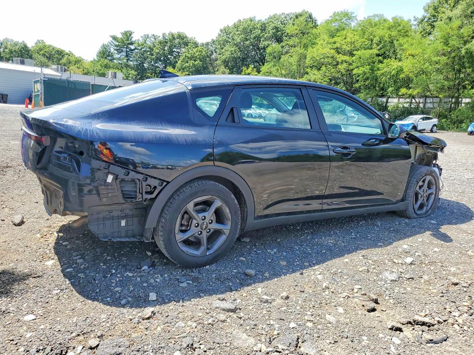 Photo 3 from auction – 2025 KIA K4 with VIN 3KPFT4DE3SE005413