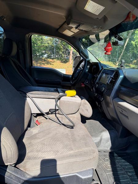 Photo 5 from auction – 2019 FORD F350 SUPER with VIN 1FDRF3G63KEE41950