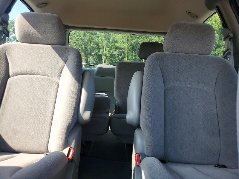 Photo 10 from auction – 2003 CHRYSLER VOYAGER with VIN 1C4GJ45303B133078
