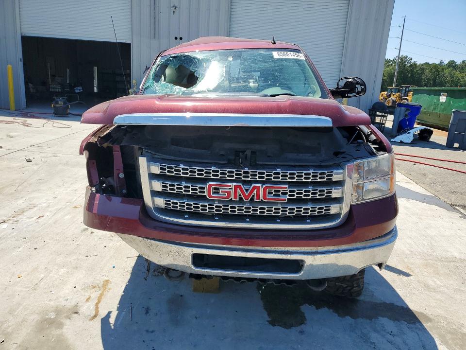 Photo 5 from auction – 2014 GMC SIERRA with VIN 1GT121E80EF153372