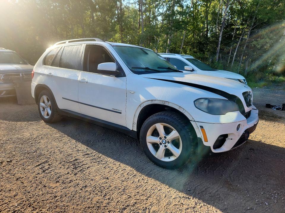 Photo 4 from auction – 2011 BMW X5 with VIN 5UXZW0C5XBL655540
