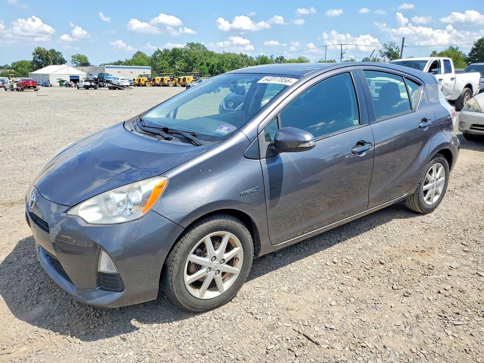 Photo 1 from auction – 2013 TOYOTA PRIUS C with VIN JTDKDTB32D1050758