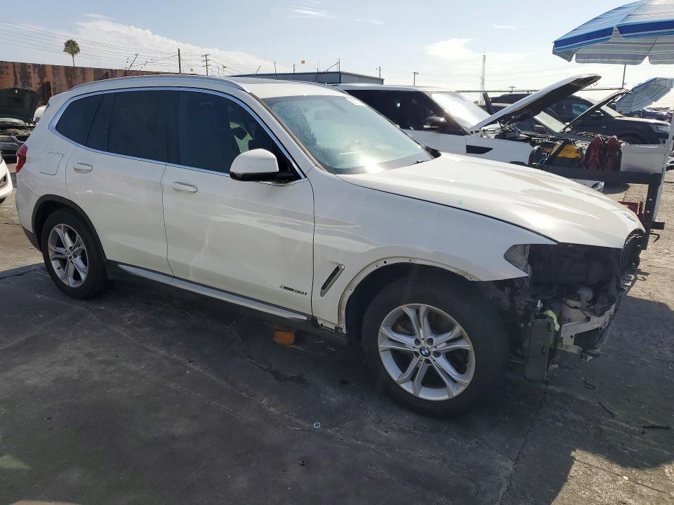 Photo 4 from auction – 2018 BMW X3 with VIN 5UXTR9C59JLC79898
