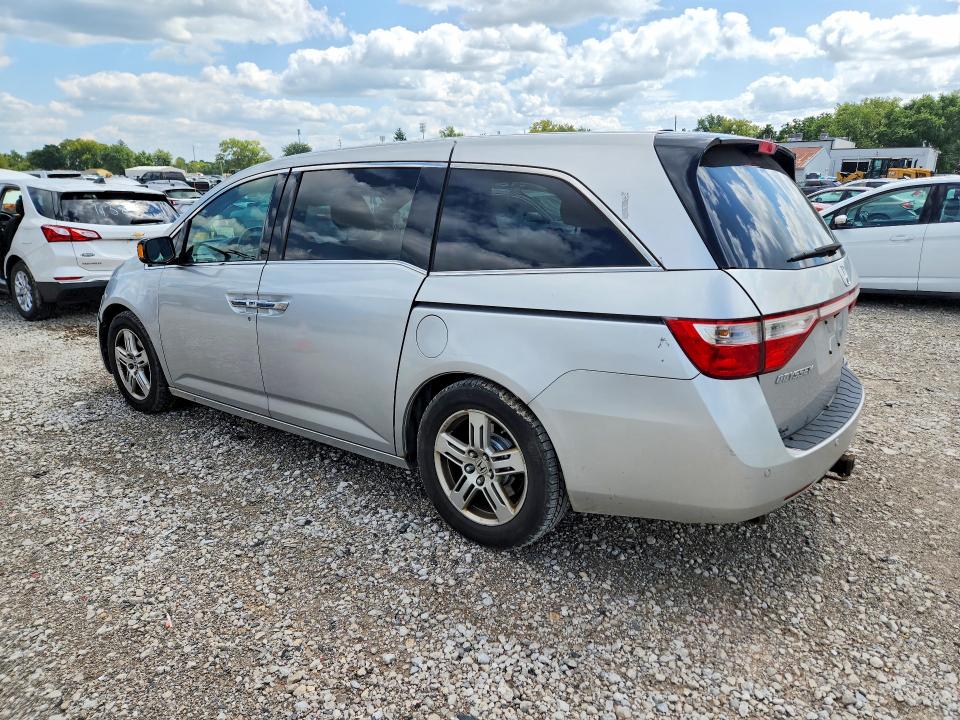 Photo 2 from auction – 2011 HONDA ODYSSEY with VIN 5FNRL5H9XBB005693