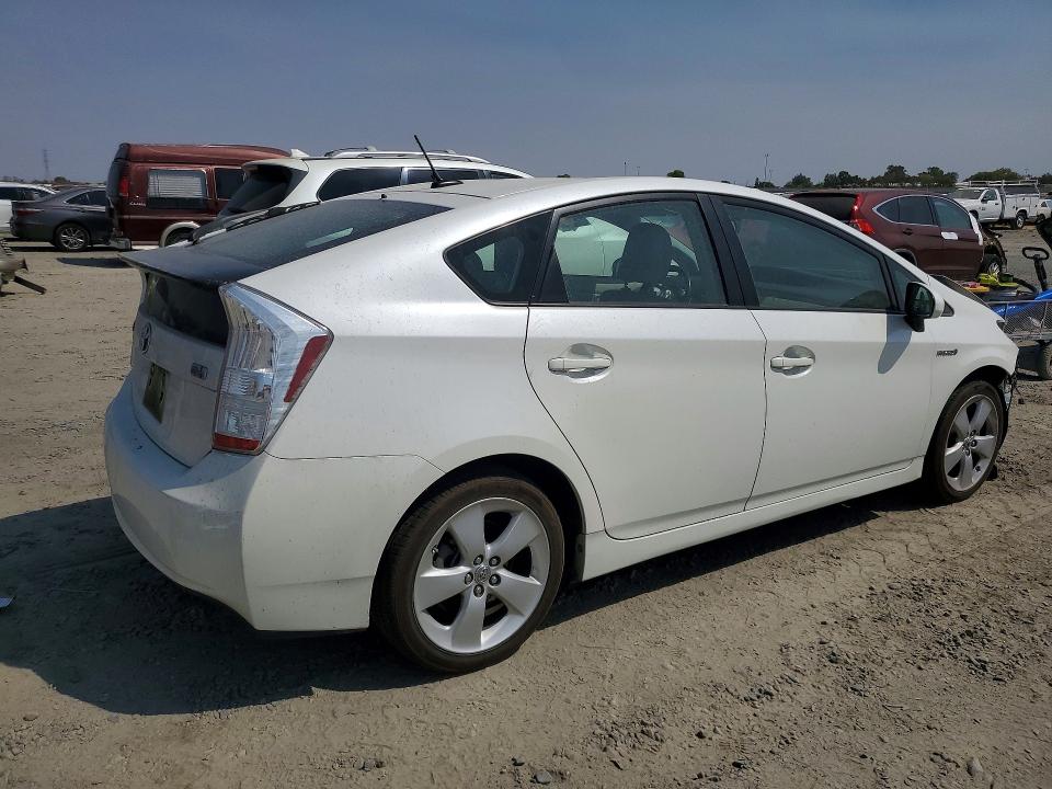 Photo 3 from auction – 2010 TOYOTA PRIUS with VIN JTDKN3DU3A0021578