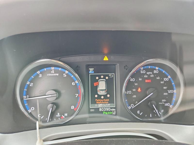 Photo 9 from auction – 2016 TOYOTA RAV4 with VIN 2T3RFREV8GW474055